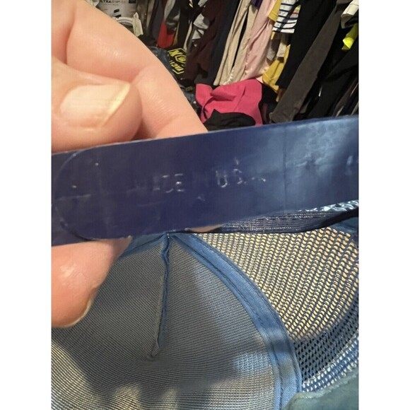 Vintage Carolina Tarheels Three Strip SnapBack Hat - Picture 7 of 7